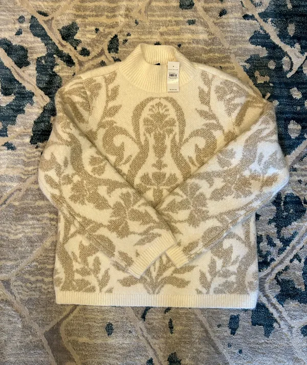 Ann Taylor Ivory Sweater NWT XS - Image 3