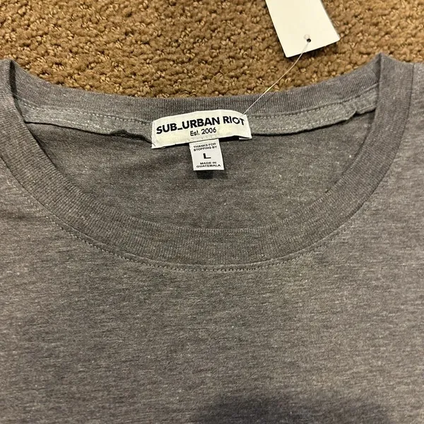 Sub_urban Riot Women’s Grey Pocket T-Shirt with Embroidered Red Heart - Image 3