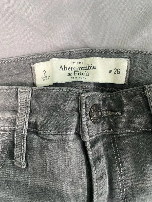 Abercrombie & Fitch Gray Skinny Jeans - Image 2