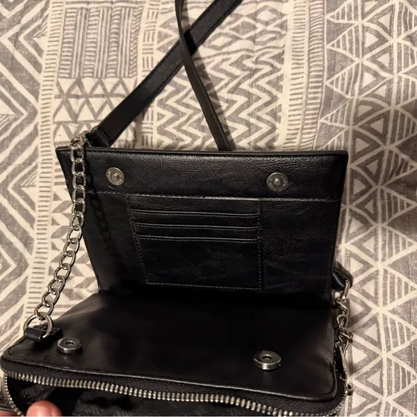 Steve Madden Black Crossbody Bag Chain Strap Flap Wallet Purse Faux Leather - Image 4