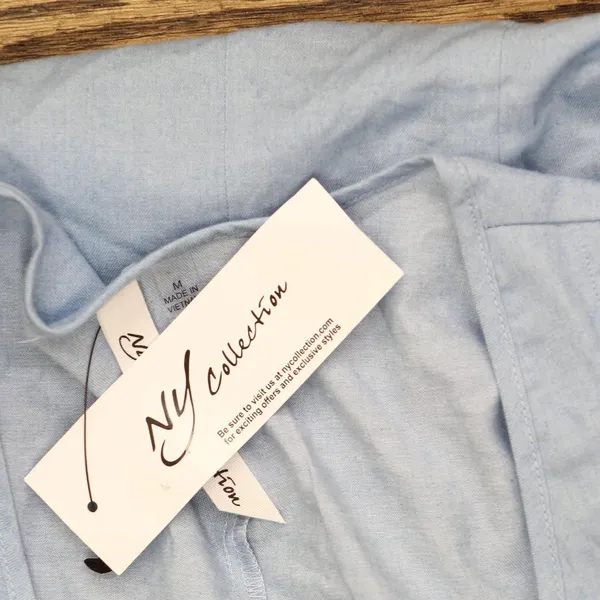 NWT Ny Collection Chambray Dress with Chain Details Light Denim Blue M - Image 4