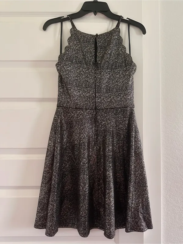I.N. San Francisco Black and Gold Metallic Scalloped Halter Mini Dress - Image 3