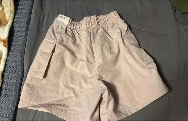 Nike Cargo Shorts - Image 3