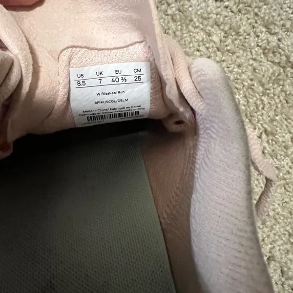 Lululemon‎ BlissFeel run sneaker 8.5 - Image 8