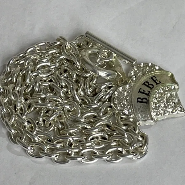 Bebe Necklace Glass Crystal Rhinestone Cast Silver Tone Chunky Heart Pendant 16” - Image 5