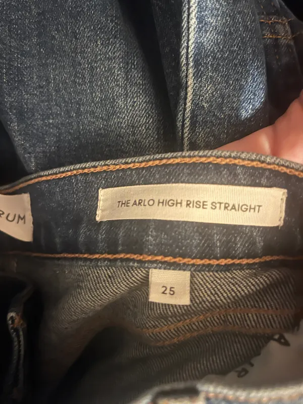 Jeans - Image 4
