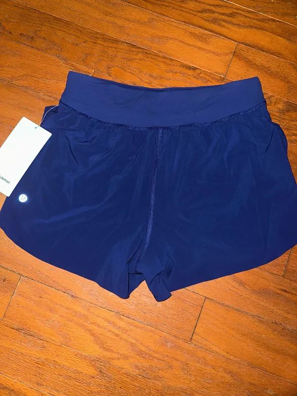 Lululemon Hotty Hot 3” - Image 2