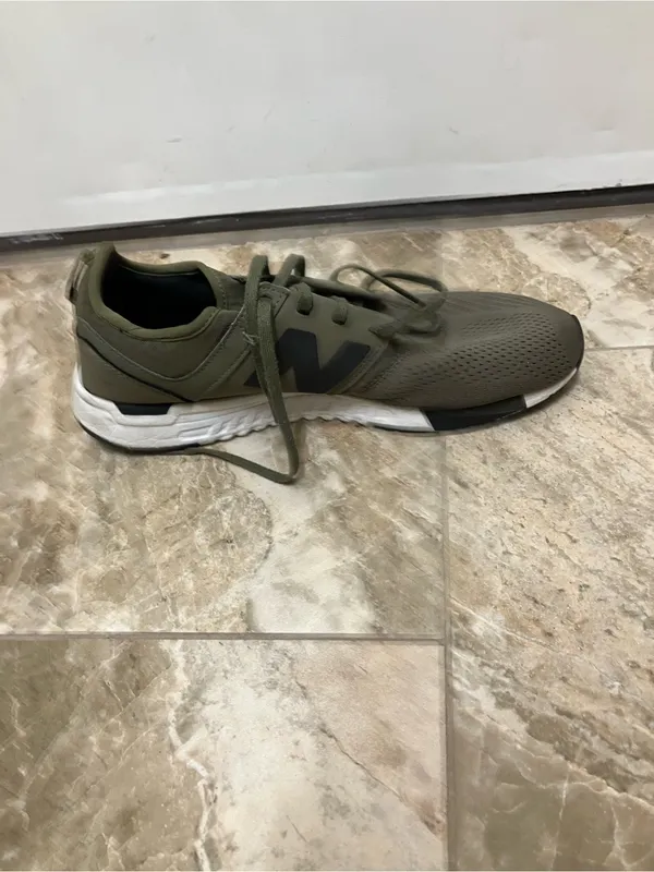 New Balance 247 olive green sneakers - Image 4