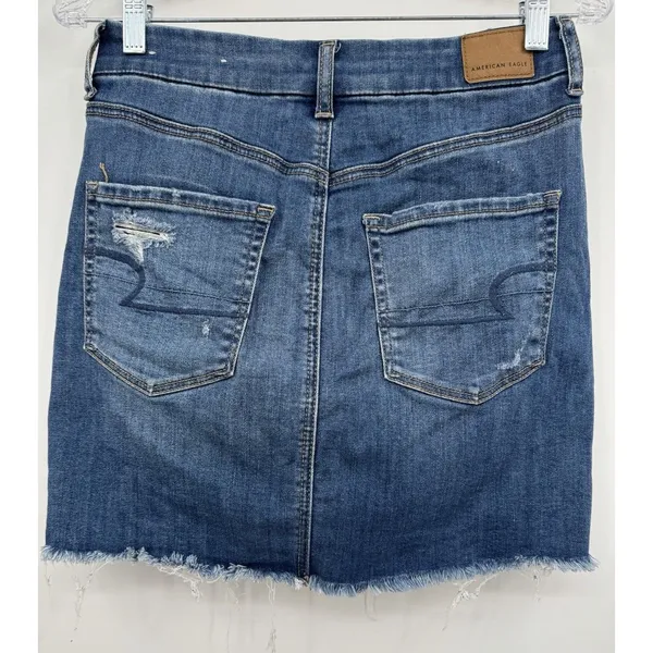 American Eagle Super Stretch Denim Mini Skirt Sz 6 Classic Wash Distressed Boho - Image 2