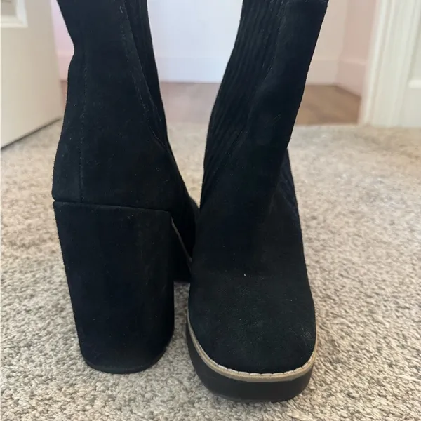 Steve Madden Boots - Image 3