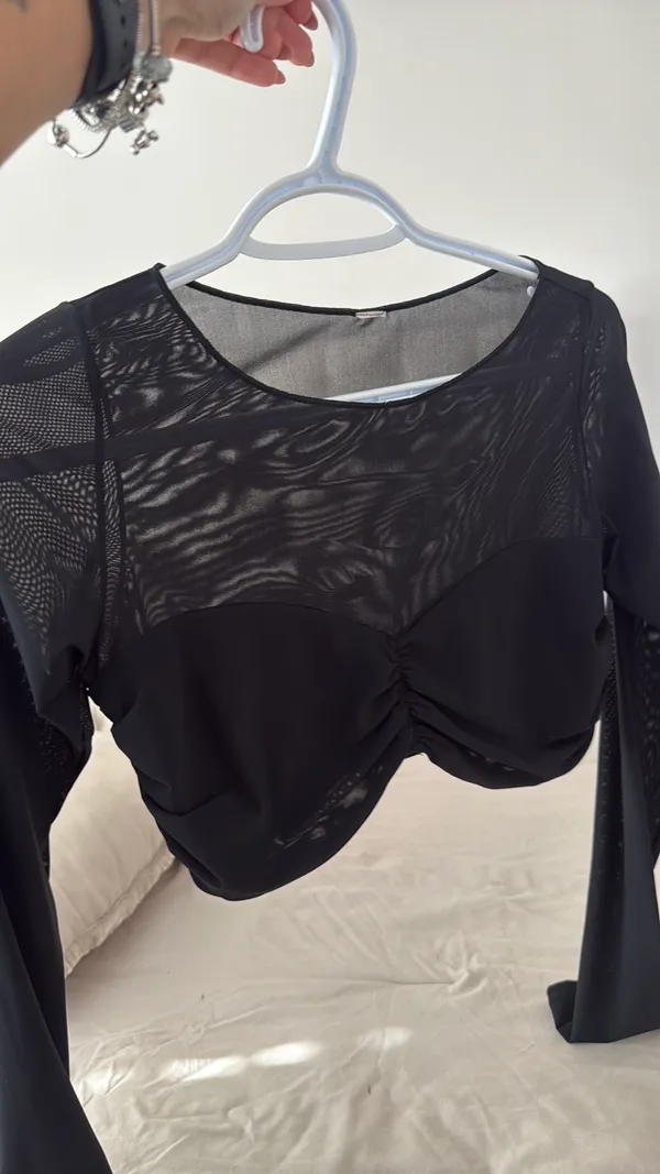 Cropped Top Alo Yoga Long Sleeve - Image 4