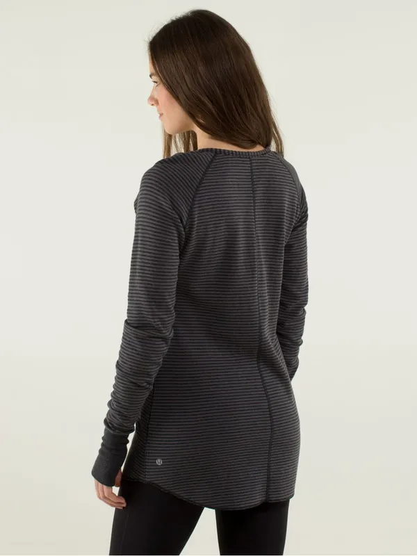 Lululemon Open Your Heart Long Sleeve Reversible Striped Yoga Running Workout - Image 3