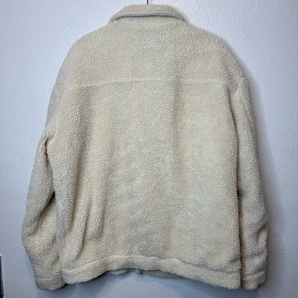 Original Use Men’s Off White Sherpa Snap Button Jacket Size Medium - Image 9