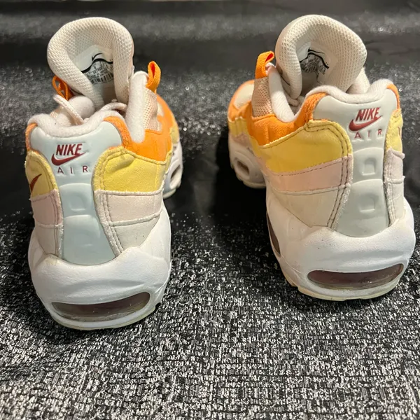 Womens 6.5 Nike Air Max 95 Forward Orange/White/Yellow Gradient Sneakers - Image 4