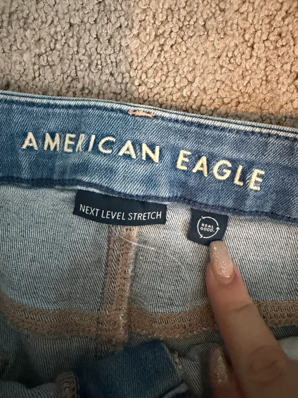 American Eagle Curvy Super High-Rise Flare Jeans - Image 5