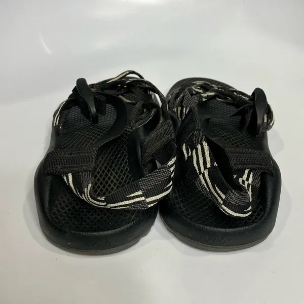 Chacos women's Z sandals adjustable black and white size 6‎ - Image 4
