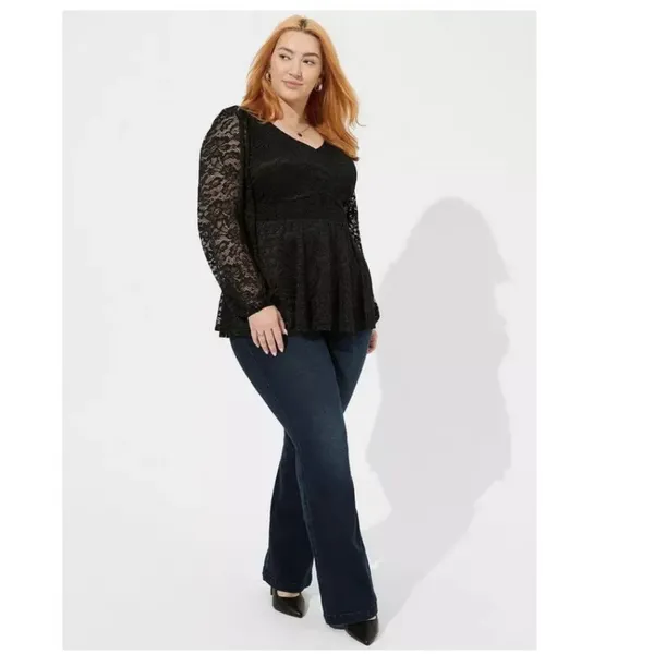 Torrid Black Stretch Lace Smocked Long Sleeve Babydoll Top Size 3X Goth Casual‎ - Image 2