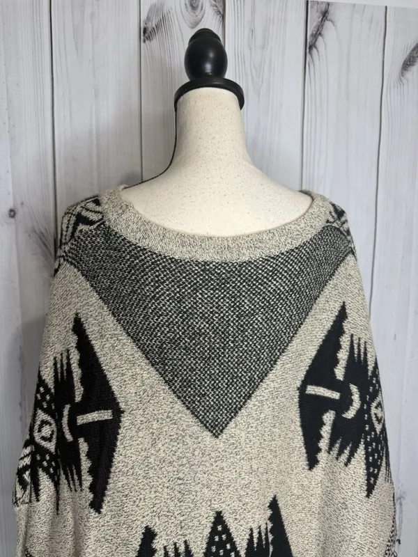 Earthbound Trading Poncho Sweater Fringe Aztec Black Tan Sz XL - Image 10