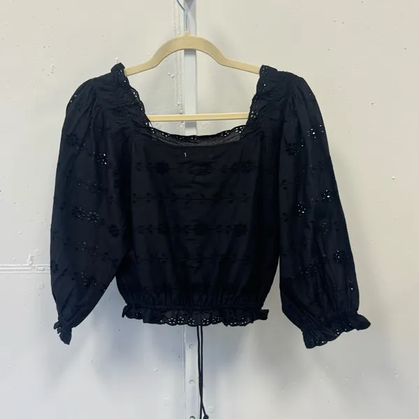 NWT Urban Bliss Black Eyelet Embroidered Crop Top Puff Sleeve Square Neck Boho - Image 2