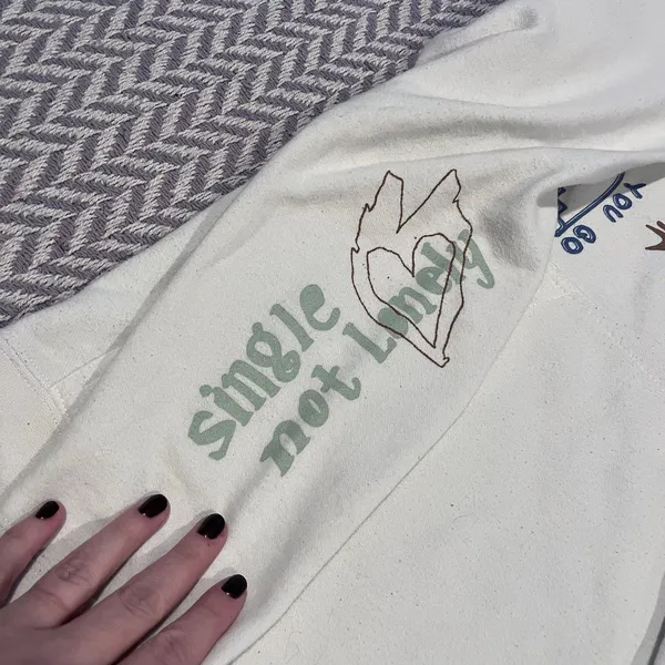 Lonely Ghost Girl Gang White Scrawl Sweatshirt Hoodie / Size Small - Image 4