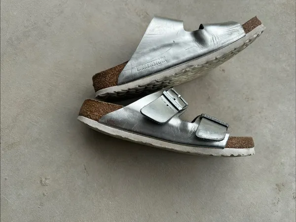 Birkenstock Arizona Silver Leather‎ Sandals size 6 - Image 3