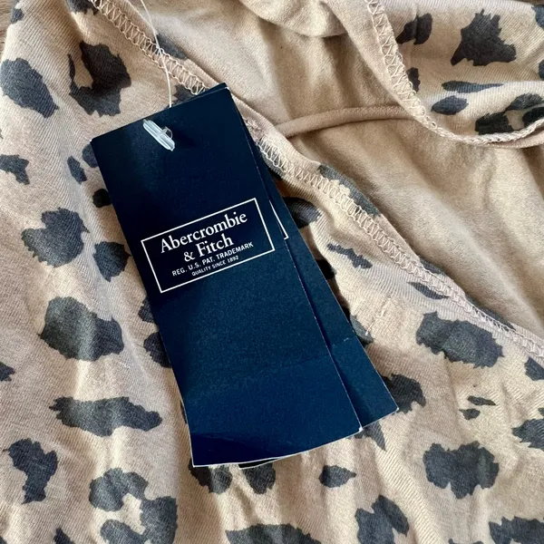Abercrombie NWT Leopard Bodysuit - Image 8