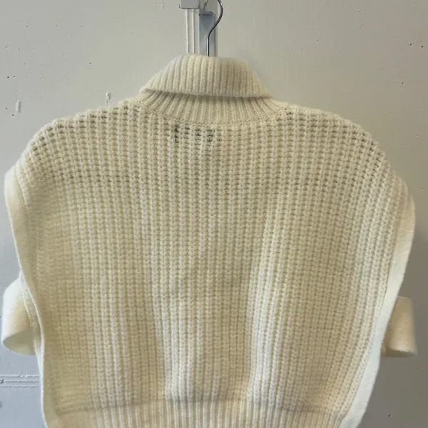 Cider Cable Knit Turtleneck Sweater Vest Ivory White Tie Side Cropped‎ Medium - Image 5
