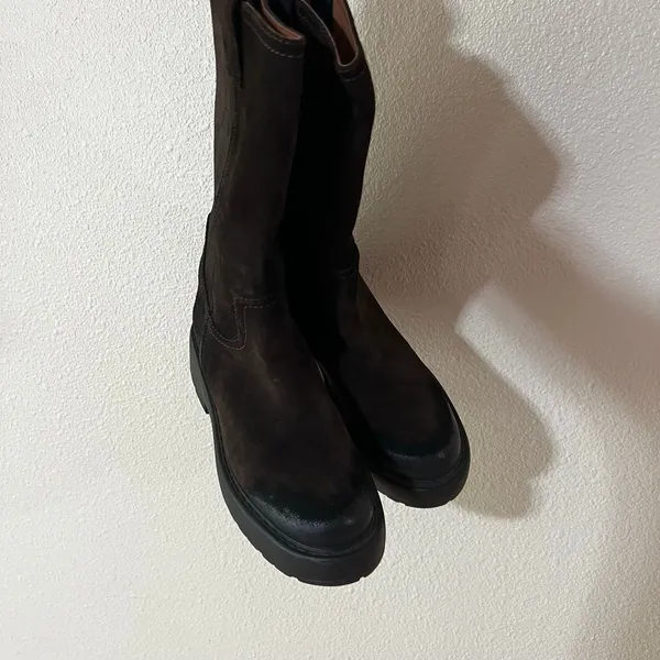 Jeffrey Campbell Wybie Dark Brown Oiled Suede Boots WOMENS 9.5 - Image 2