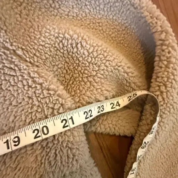 Lou & Grey Loft tan Sherpa oversized pullover fleece large - Image 9