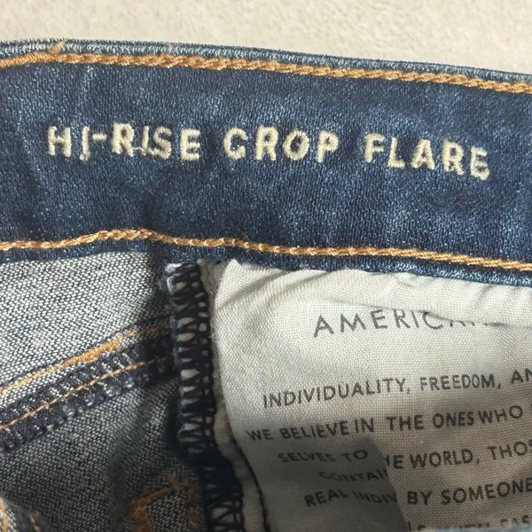 American Eagle Outfitters Hi‎ Rise Crop Flare Jeans Dark Wash Size 0 - Image 4