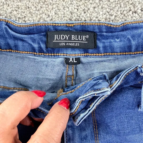 Judy Blue Distressed Denim Short XL High Rise Frayed Hem Stretch Jean Short Boho - Image 2