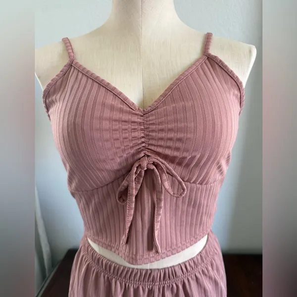Medium Maeve sleep set - Image 4