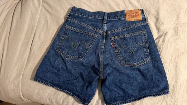 Levi’s 501 Shorts - Image 2