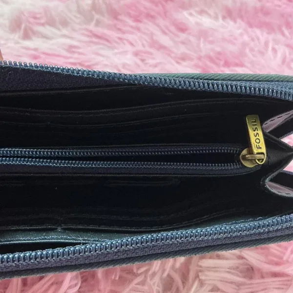Fossil Wallet Floral Print Zip‎ Around Clutch Organizer - Image 6