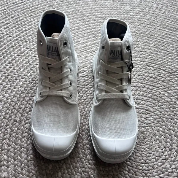 Palladium Pampa Hi Sneaker sz womens 8 - Image 3