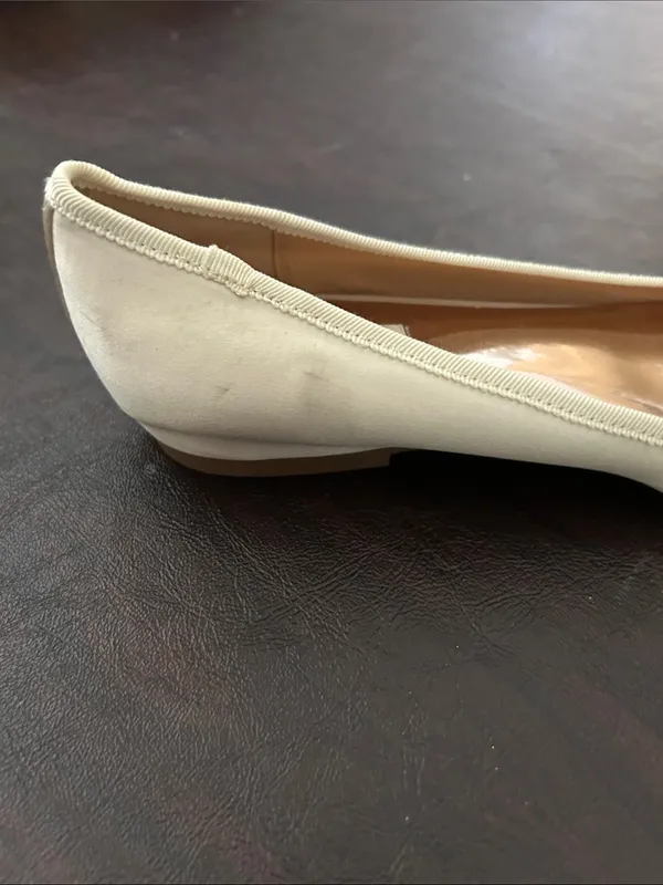 Badgley Mischka Ivory Crystal-Embellished Ballet Flats - Image 5
