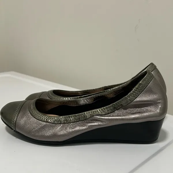 Cole Haan Silver Wedge Pumps Size 7 - Image 8