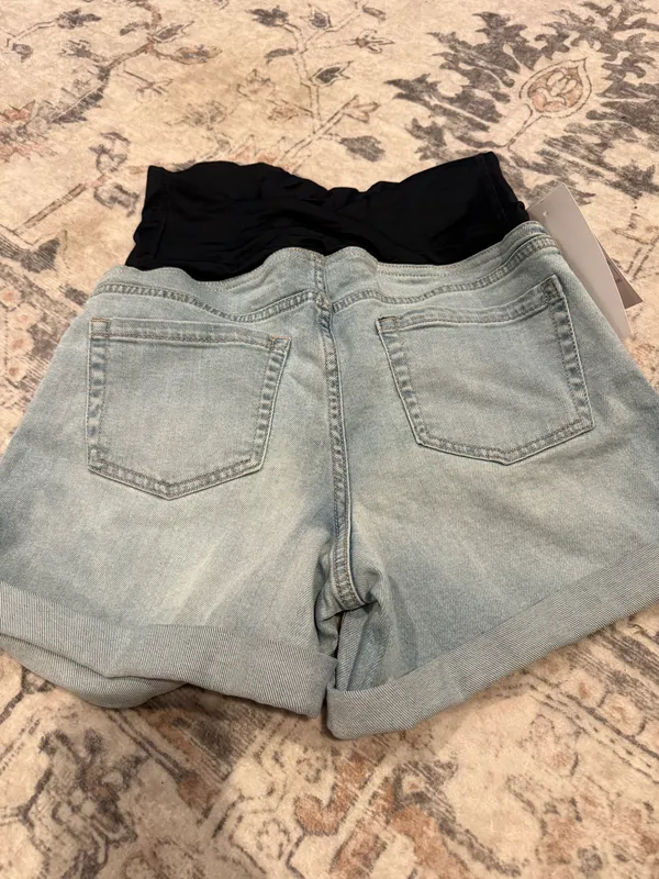Isabel Maternity Jean Shorts - Image 4