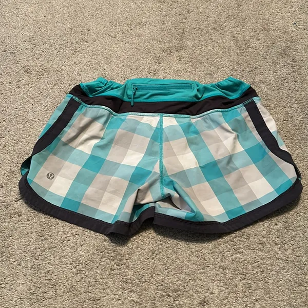 Lululemon Speed Short Lagoon Checkmate Plaid Size 4‎ - Image 2