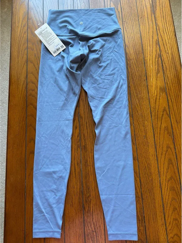 Lululemon Align High Rise 28” Washed Denim Size 6 NWT - Image 2