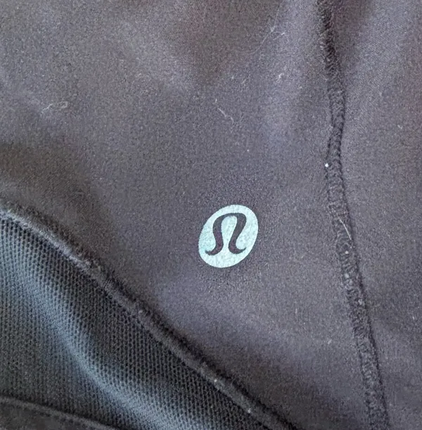 Lululemon Shorts Hotty Hot 2.5" Black - Image 2