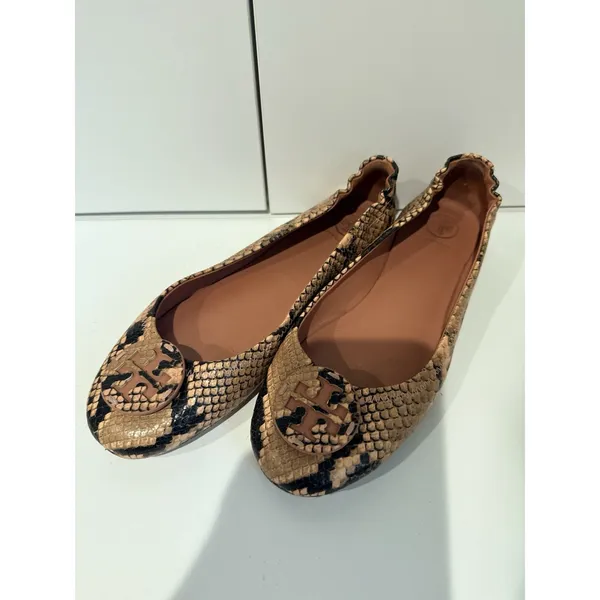 Tory Burch Stamp Snake Printed Leather Mini Travel Ballet Flats Sz 9‎ 1 - Image 2