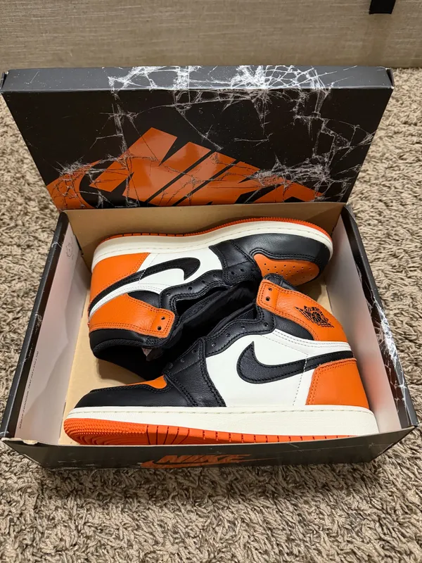 Jordan 1 Retro High Nike Air OG - Image 2