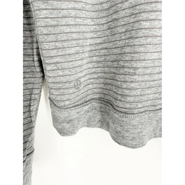Lululemon Double‎ Up Reversible Turtleneck Top Women's 10 Grey - Image 6