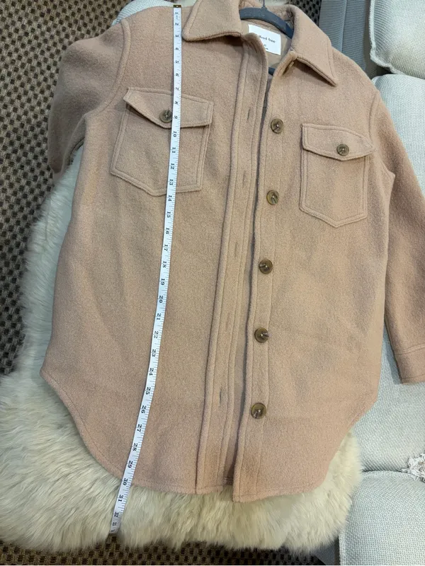 Aritzia Wilfred Cream Tan Teddy Shacket Jacket size XS (oversized) 100% Wool - Image 5