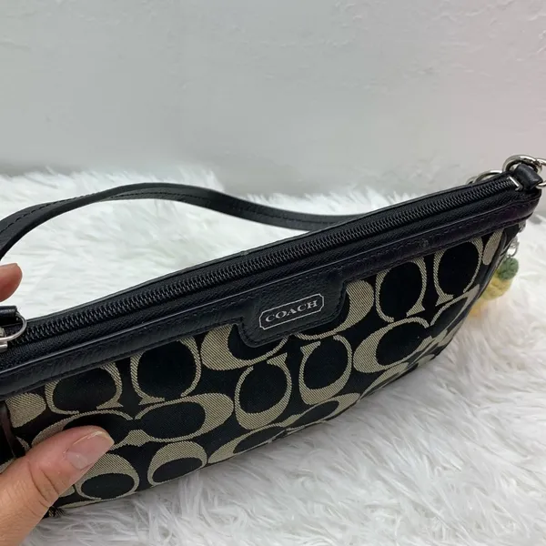 y2k COACH Black Signature Canvas Mini Purse Wristlet with Card Slots - Image 7