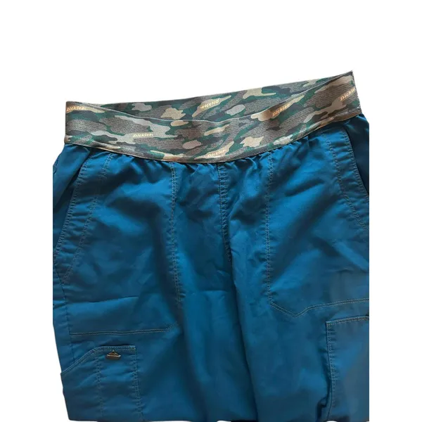 Women's Teal Scrub Set with Camouflage Waistband Pants Sz S - Image 4
