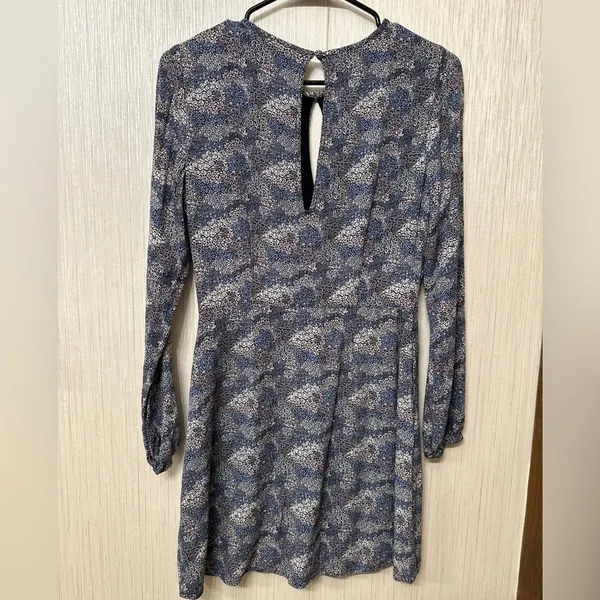 Abercrombie‎ & Fitch Fit to Flatter Blue Floral Mini Dress-S - Image 2