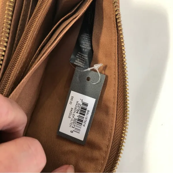 Fossil Madison Zip Clutch - Image 7