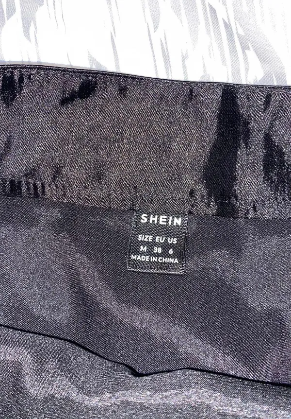 Silk Black Mini Skirt - Image 4